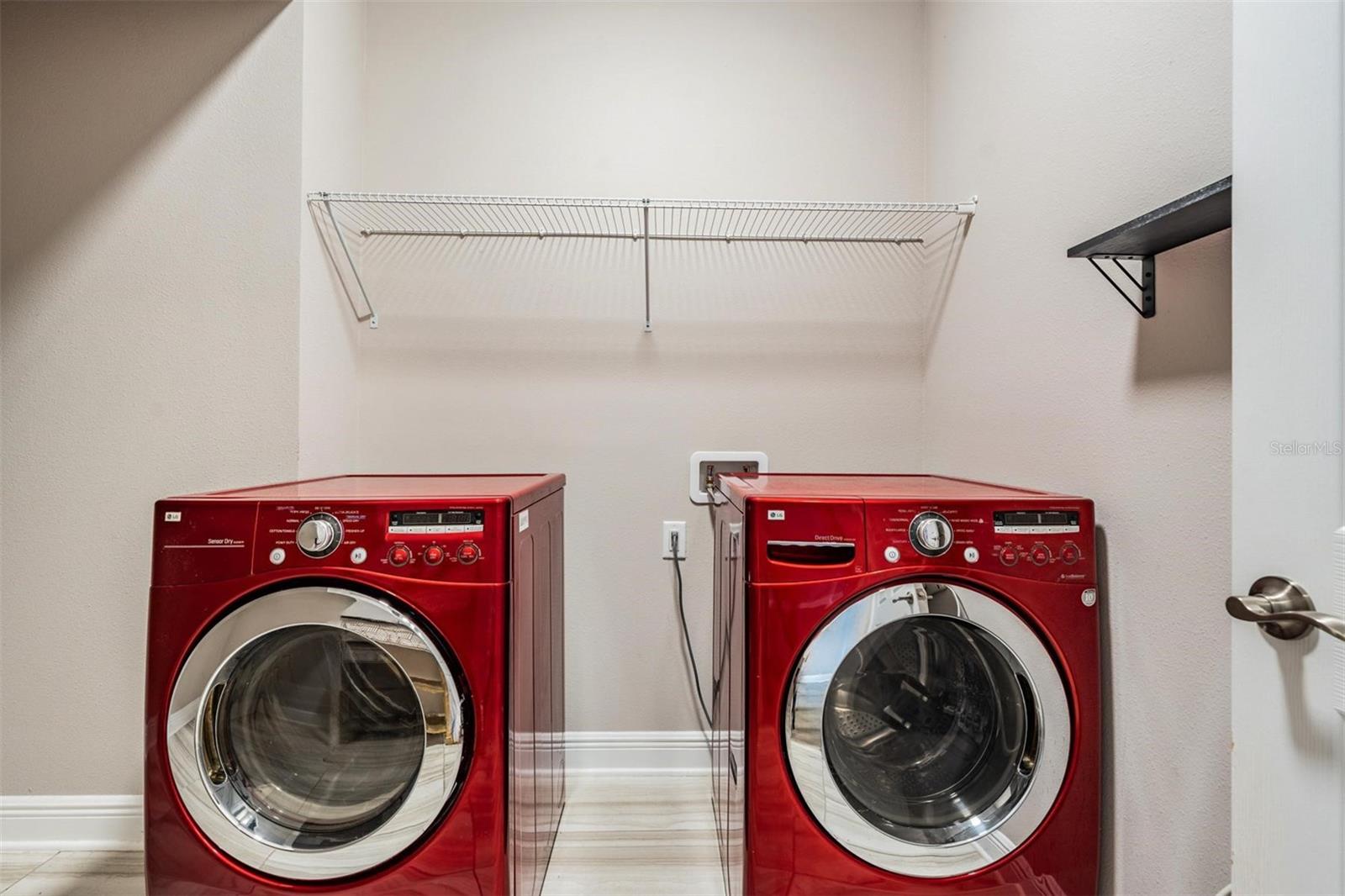 WHISPERING OAKS PRESERVE - Residential