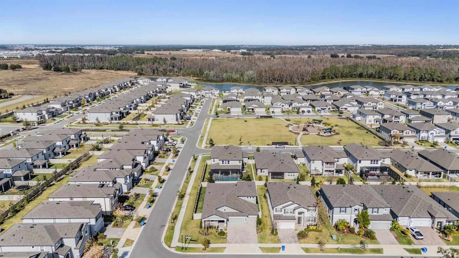 WHISPERING OAKS PRESERVE - Residential