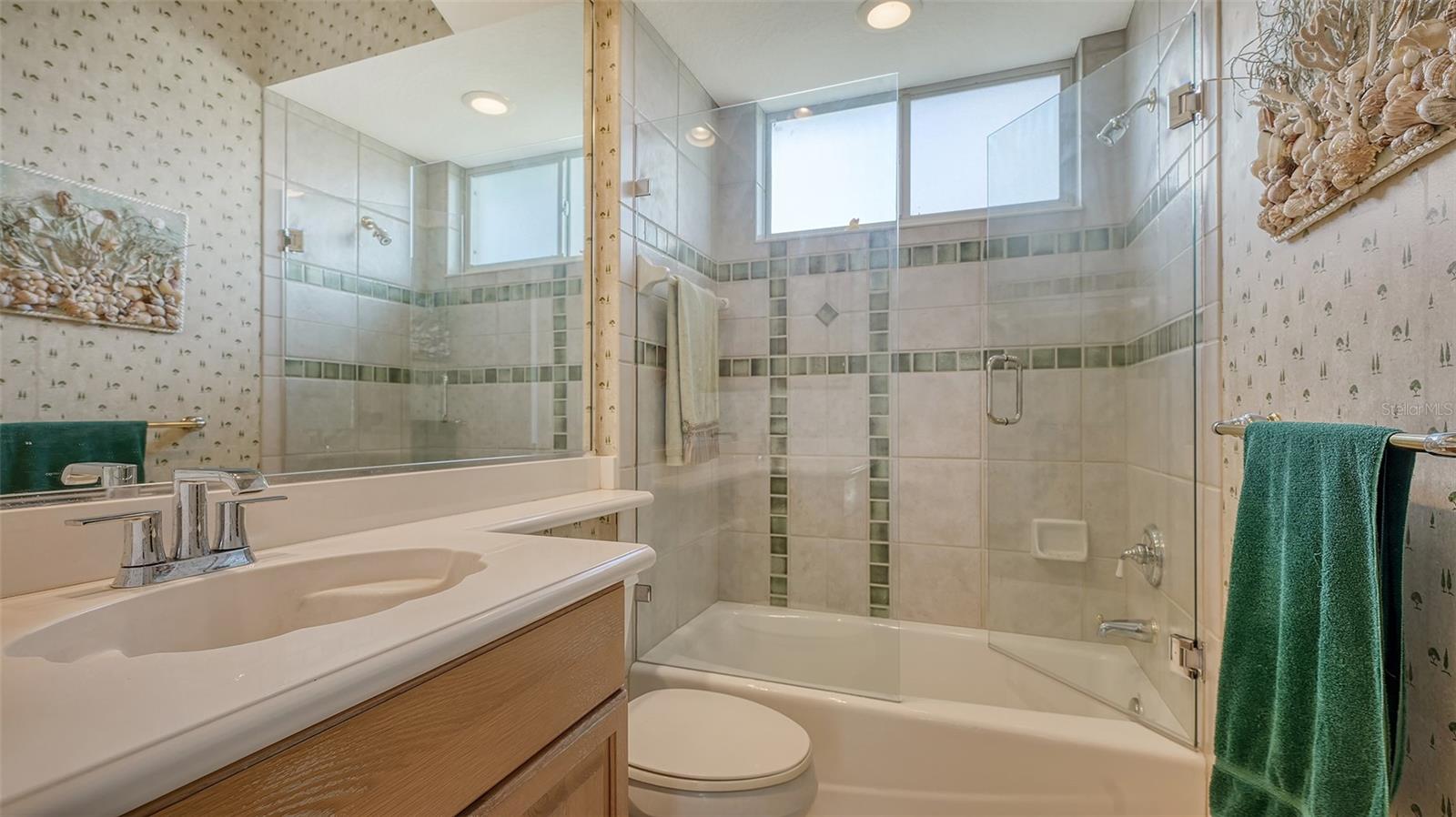 EDGEWATER VILLAGE SUBPHASE B - Residential