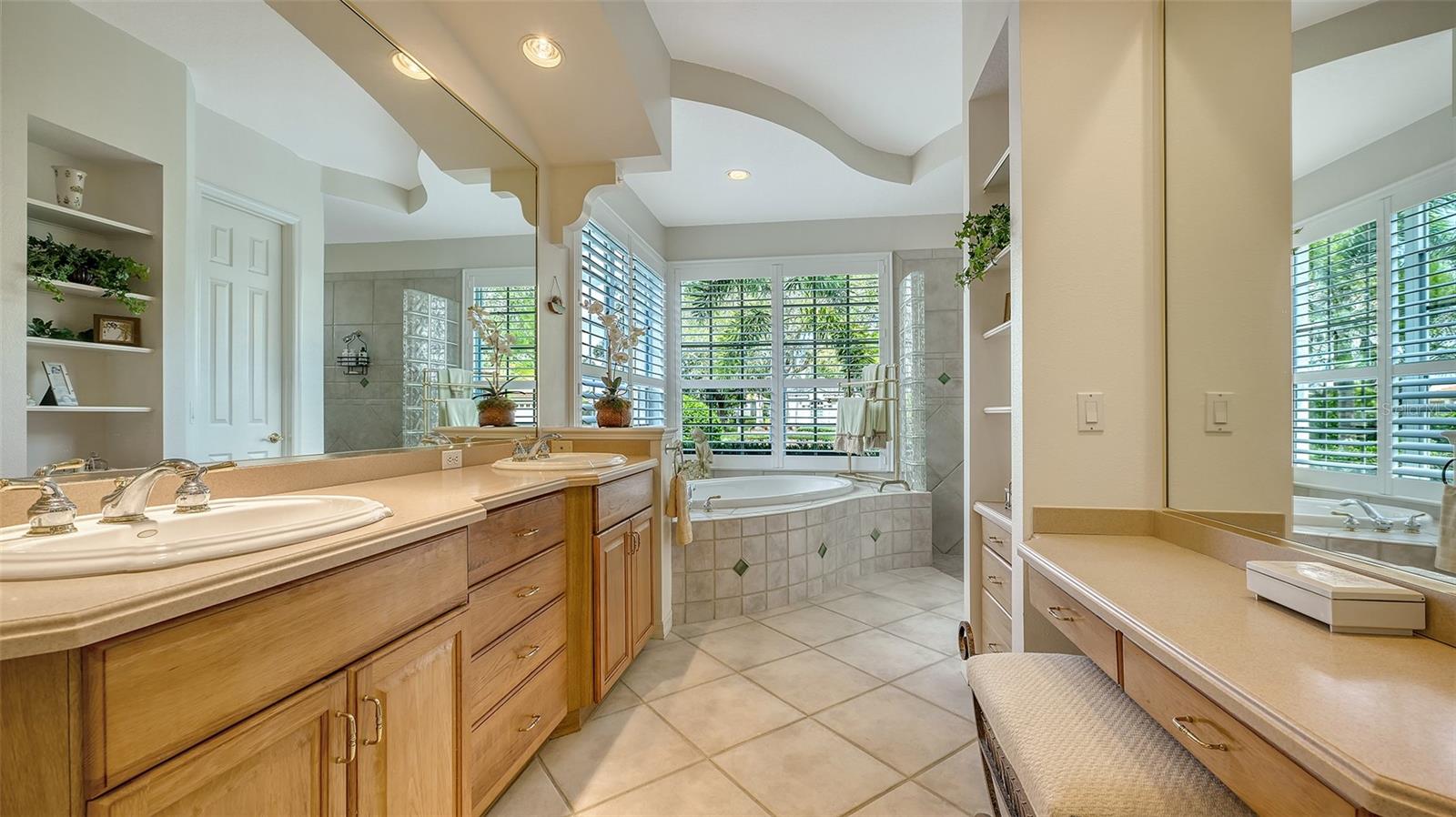 EDGEWATER VILLAGE SUBPHASE B - Residential