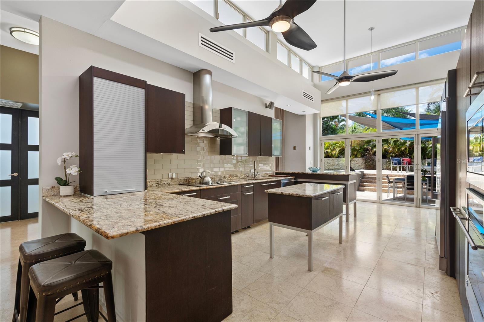 GARDEN HILLS SUR - Residential