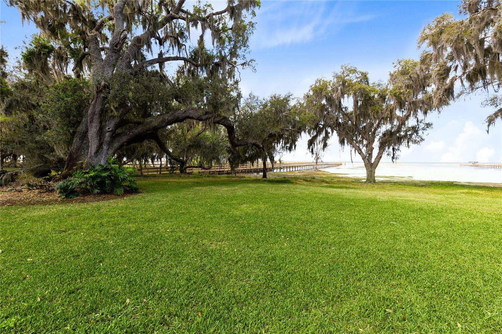 EAST LAKE RESERVE AT NARCOOSSEE - Residential