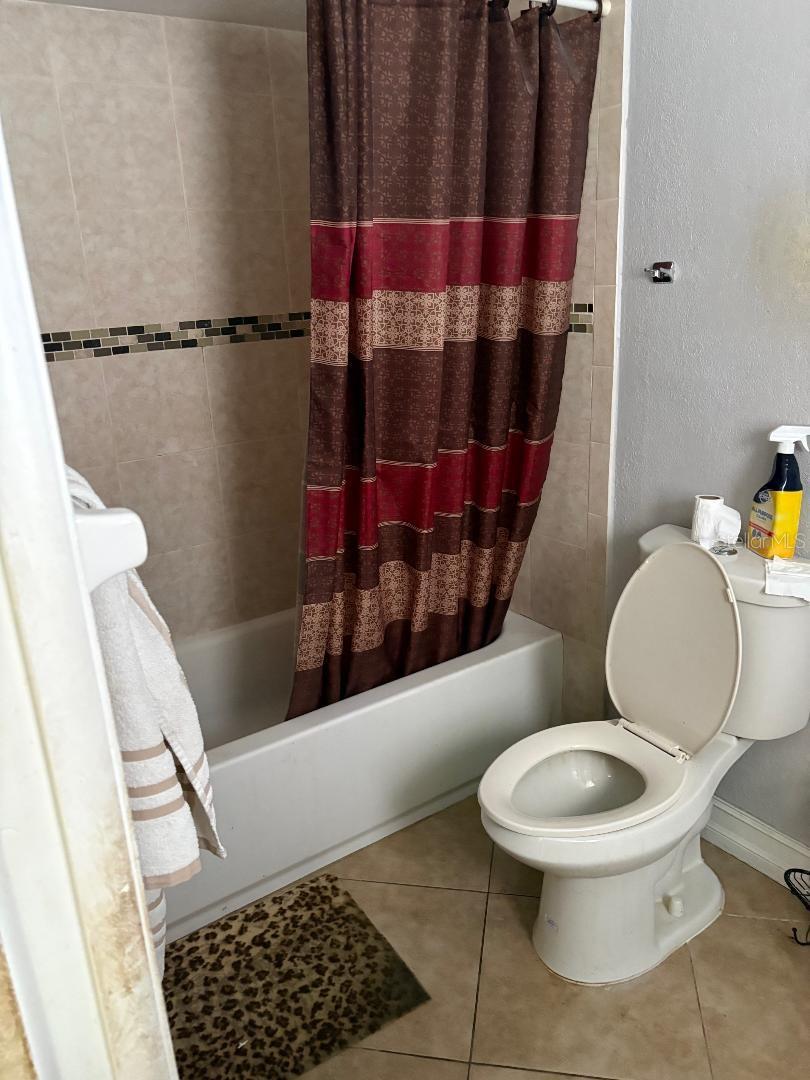 BVL UNIT 7 3RD ADD - Residential