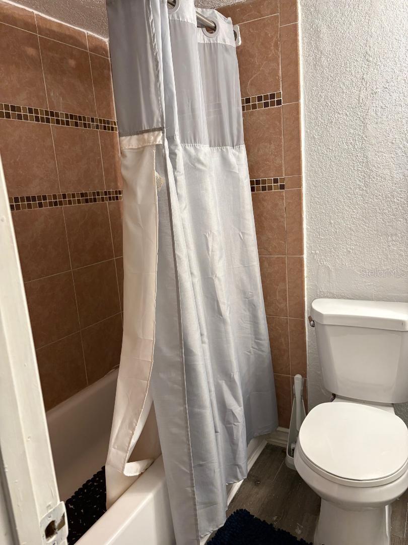 BVL UNIT 7 3RD ADD - Residential