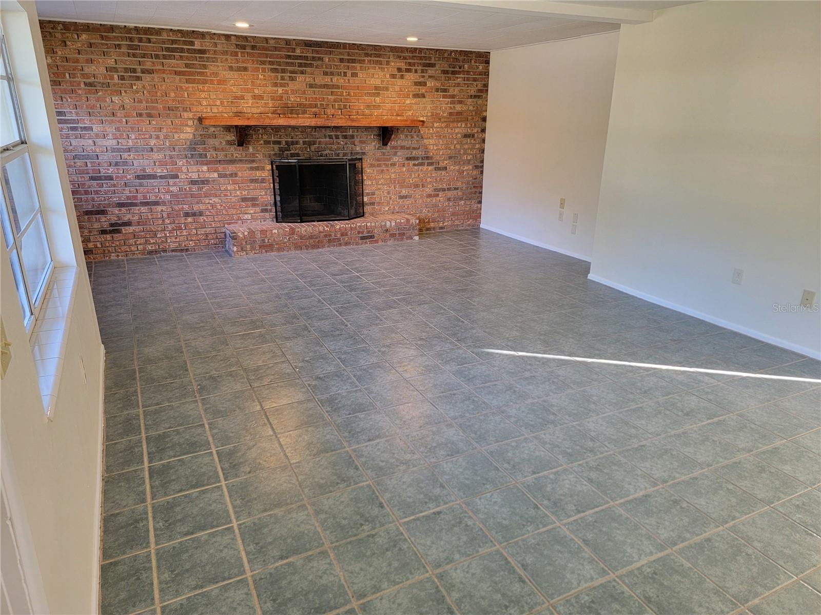 3988 BERKSHIRE DRIVE