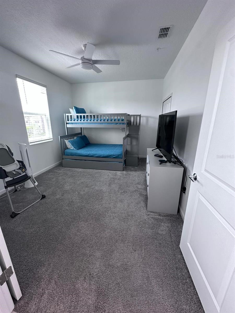CHAMPIONSGATE CONDO 3 PH 16 & PH 17 - Residential Lease