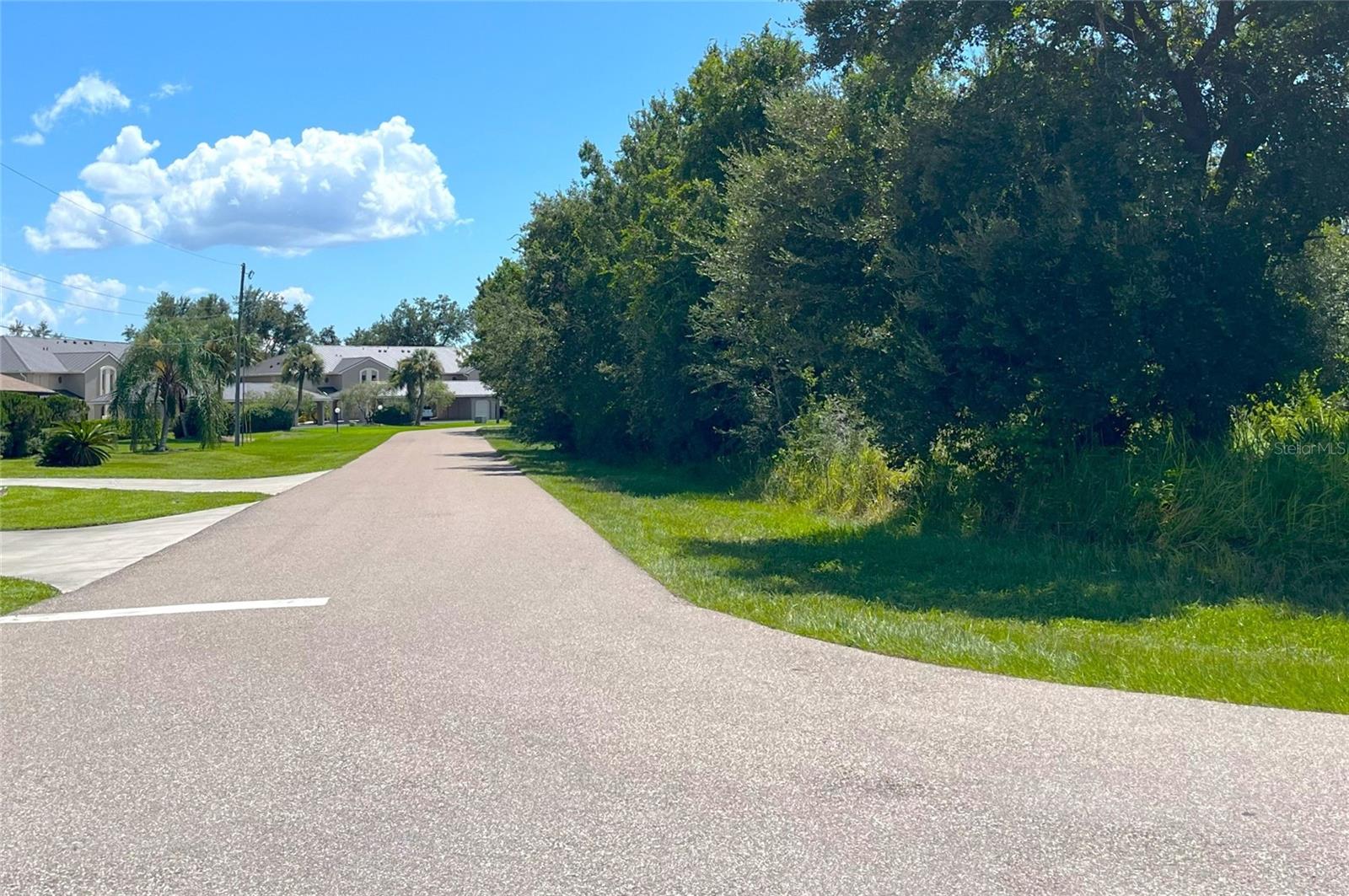 PUNTA GORDA ISLES SEC 23 - Land