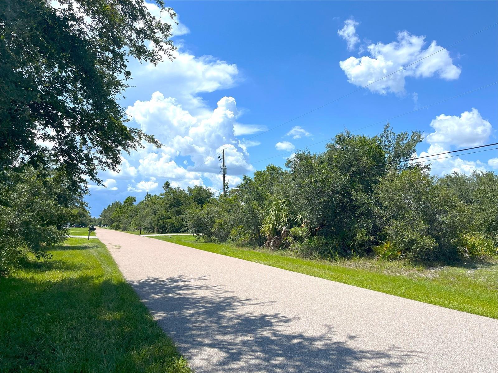 PUNTA GORDA ISLES SEC 23 - Land