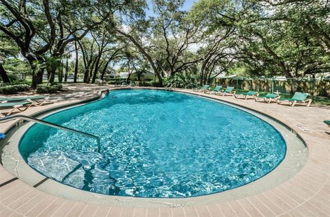 A home in PALM HARBOR