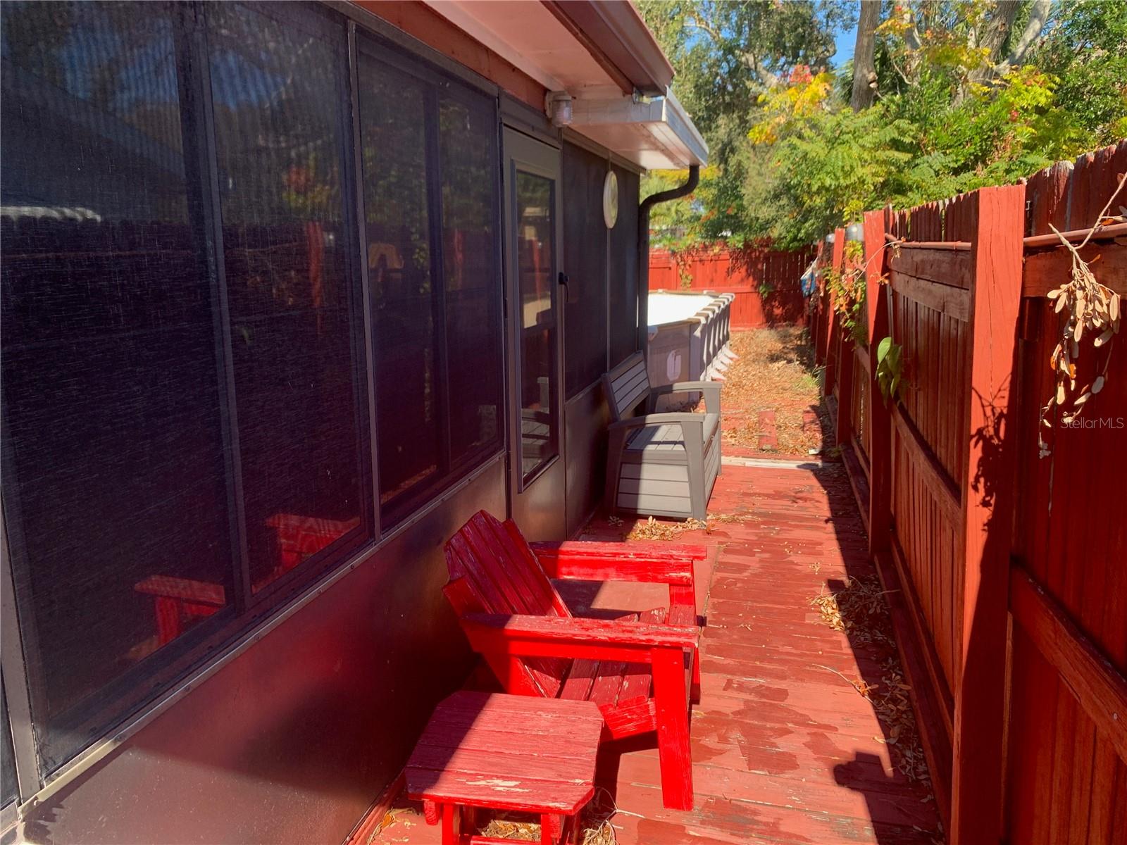 11600 CRYSTAL LAKE DRIVE