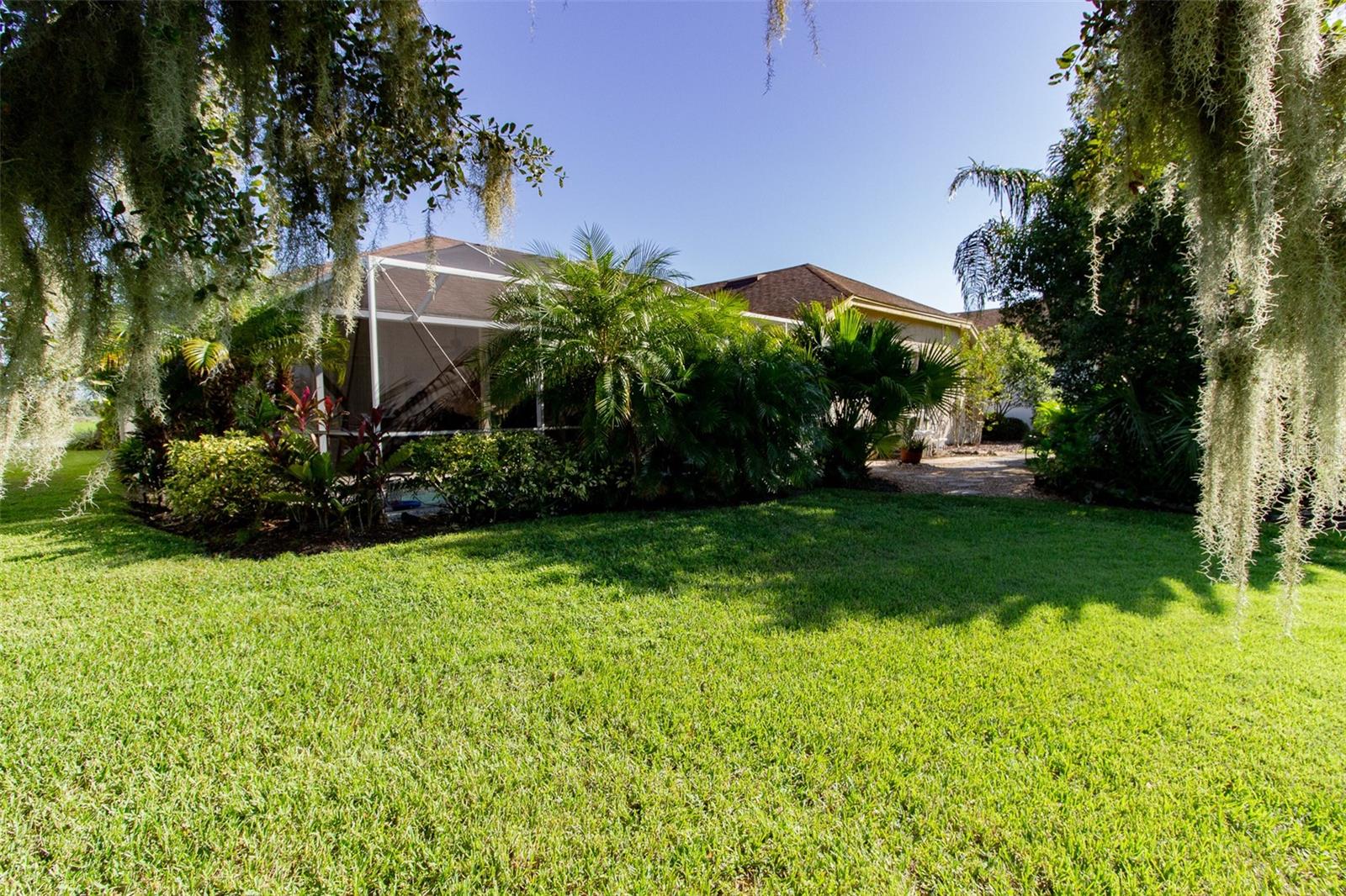 FAIRWAY OAKS - Residential