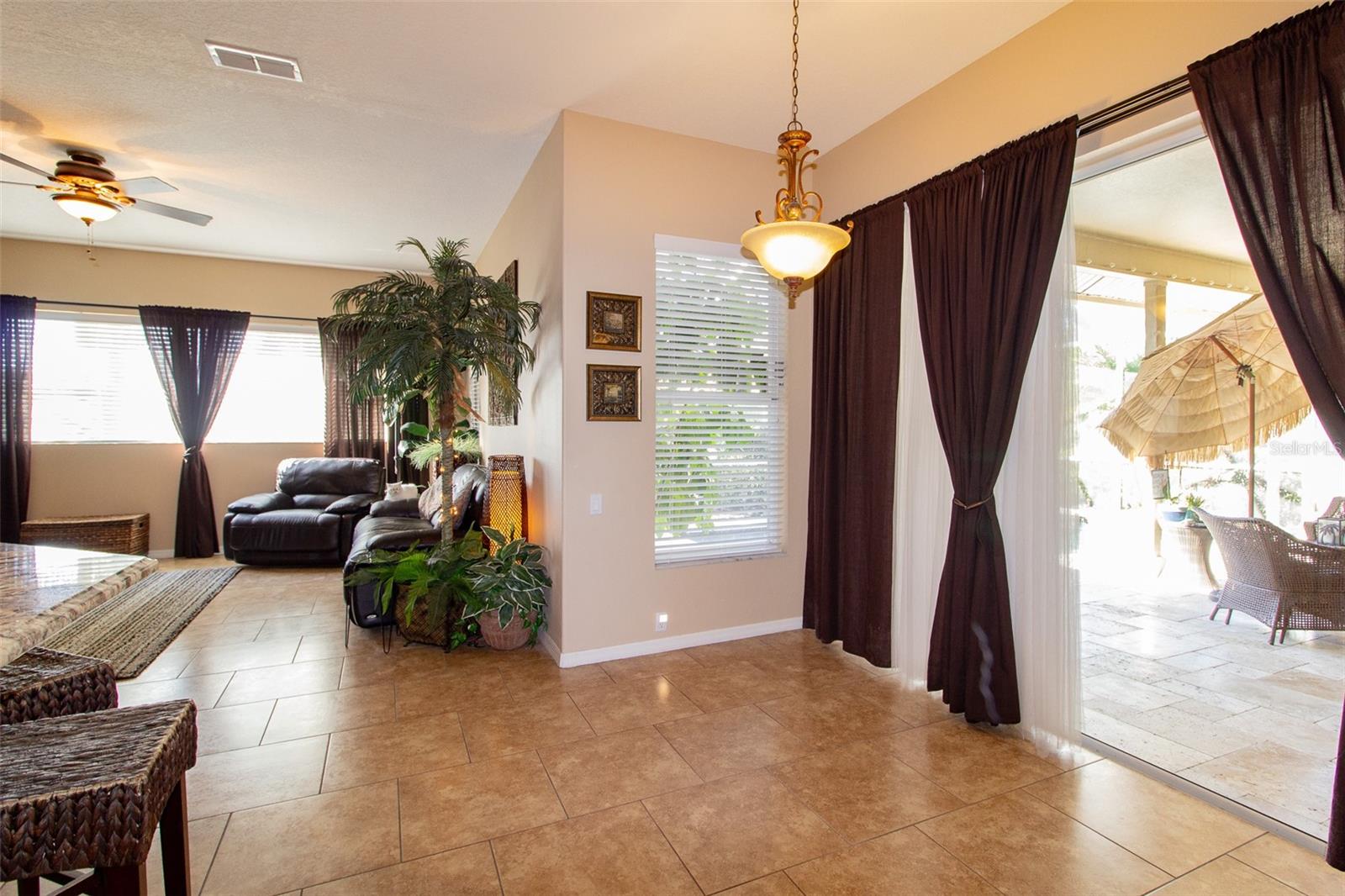 FAIRWAY OAKS - Residential