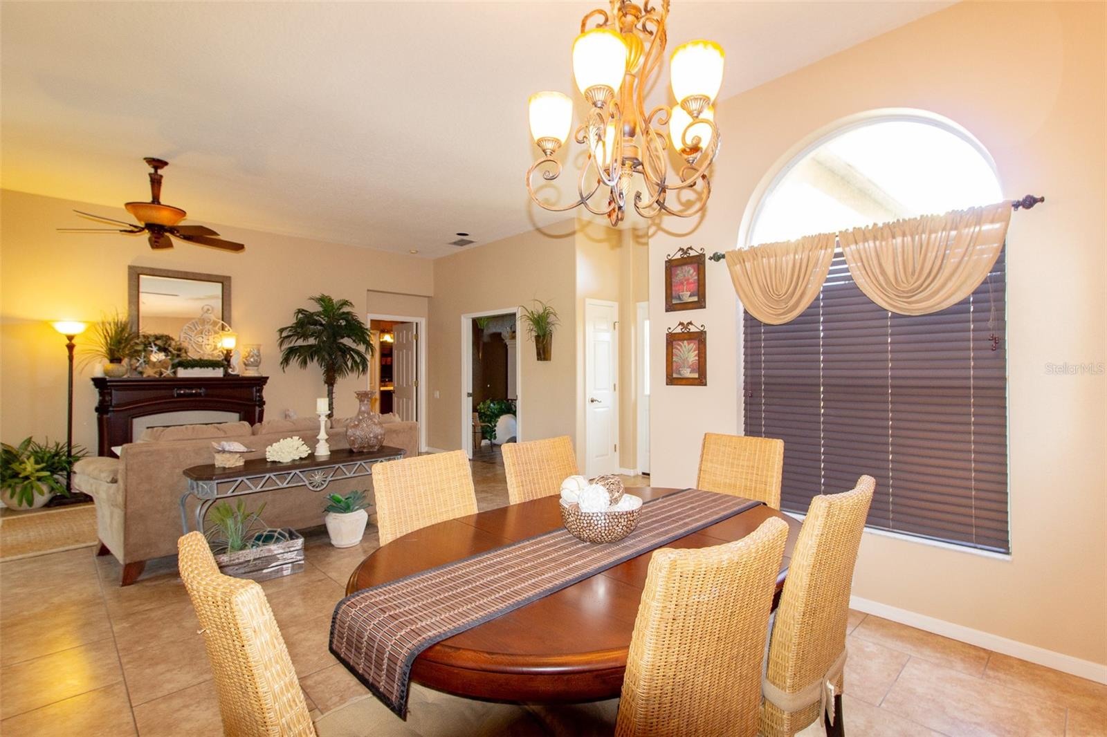 FAIRWAY OAKS - Residential