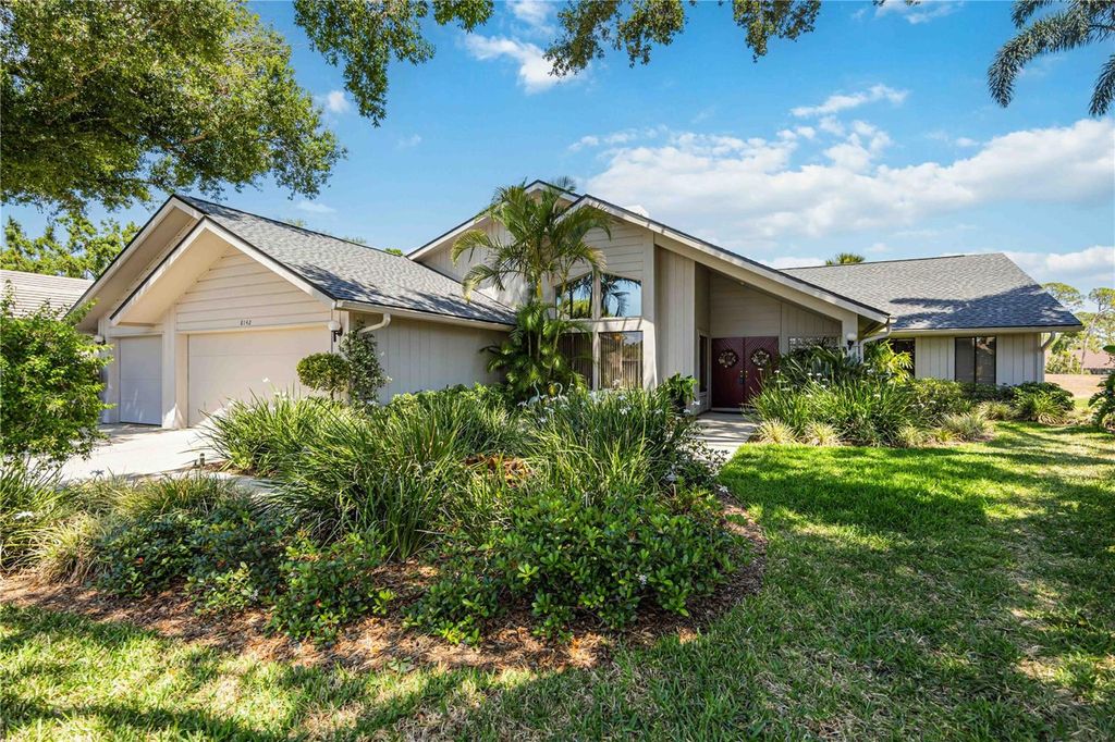 Photo of 8142 Misty Oaks Boulevard, Sarasota, FL 34243 (MLS # A4651022)