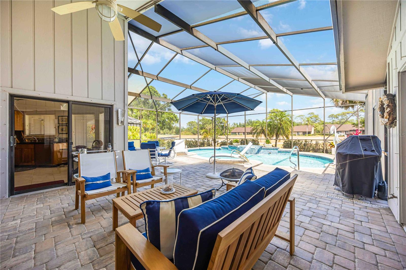 PALM AIRE - Residential