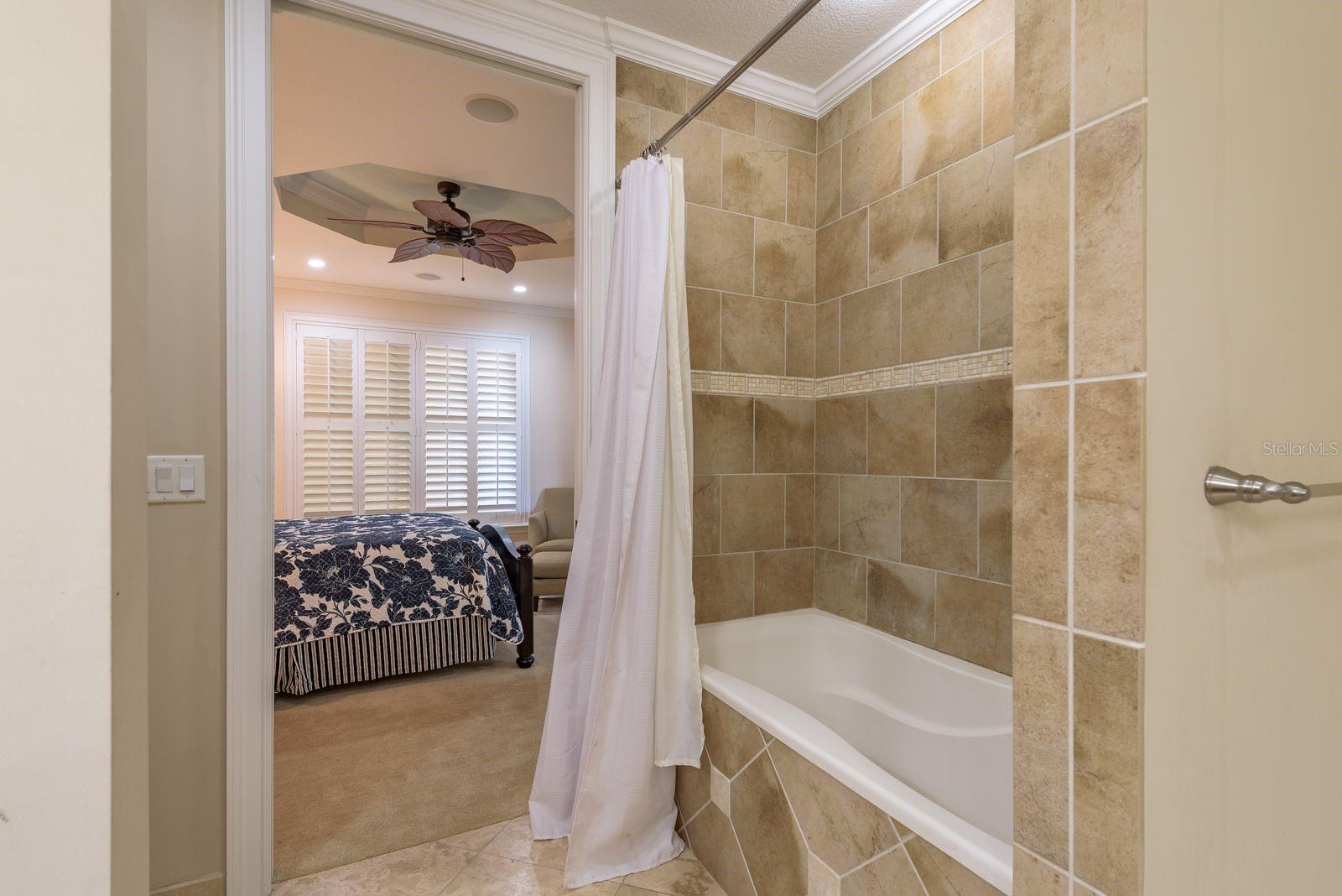 MAJESTIC POINT CONDO - Residential