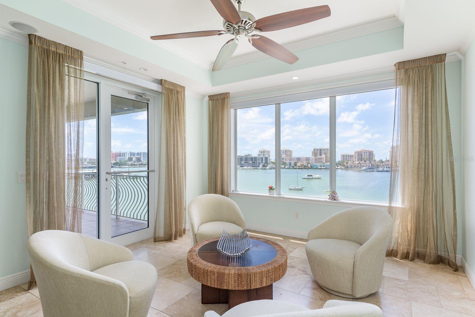 MAJESTIC POINT CONDO - Residential