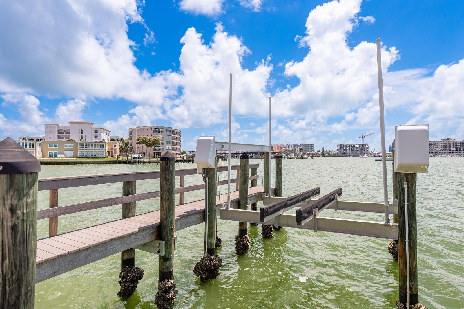 MAJESTIC POINT CONDO - Residential