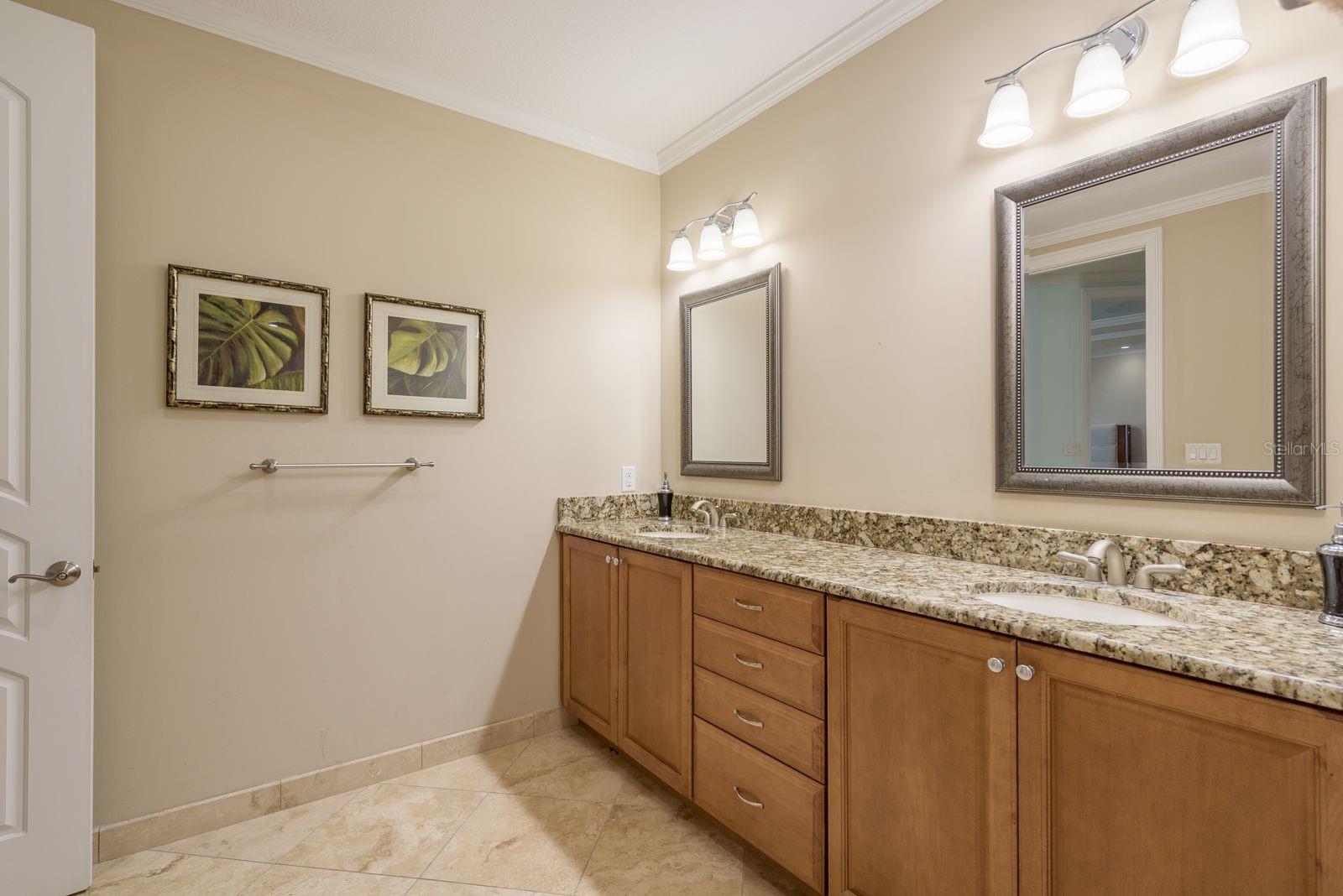 MAJESTIC POINT CONDO - Residential