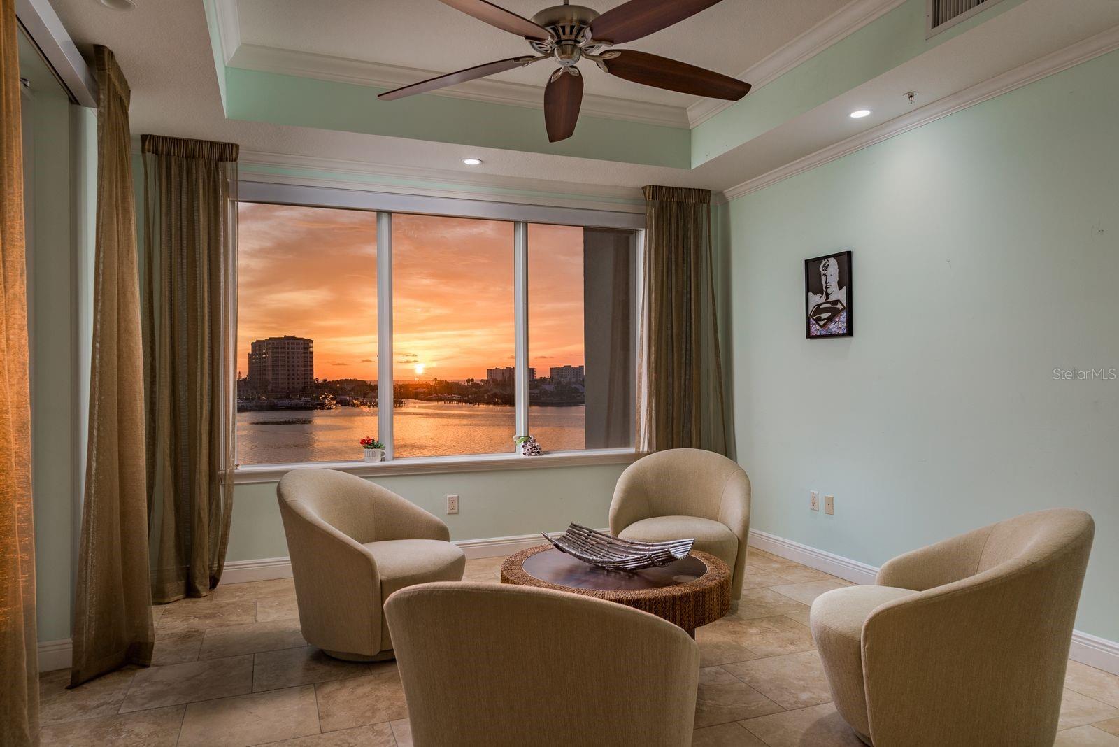 MAJESTIC POINT CONDO - Residential