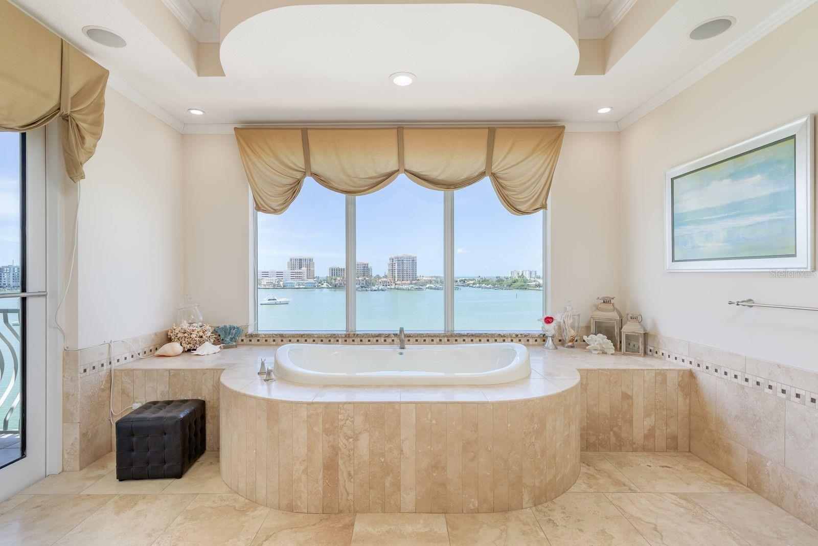 MAJESTIC POINT CONDO - Residential