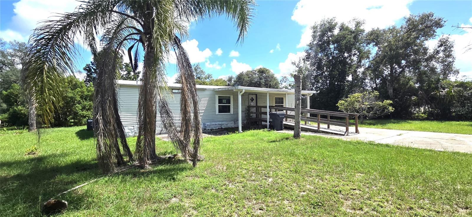 3932 ROLLING HILLS COURT E 10