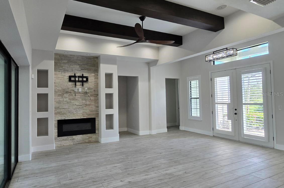 PORT CHARLOTTE SUB - Residential