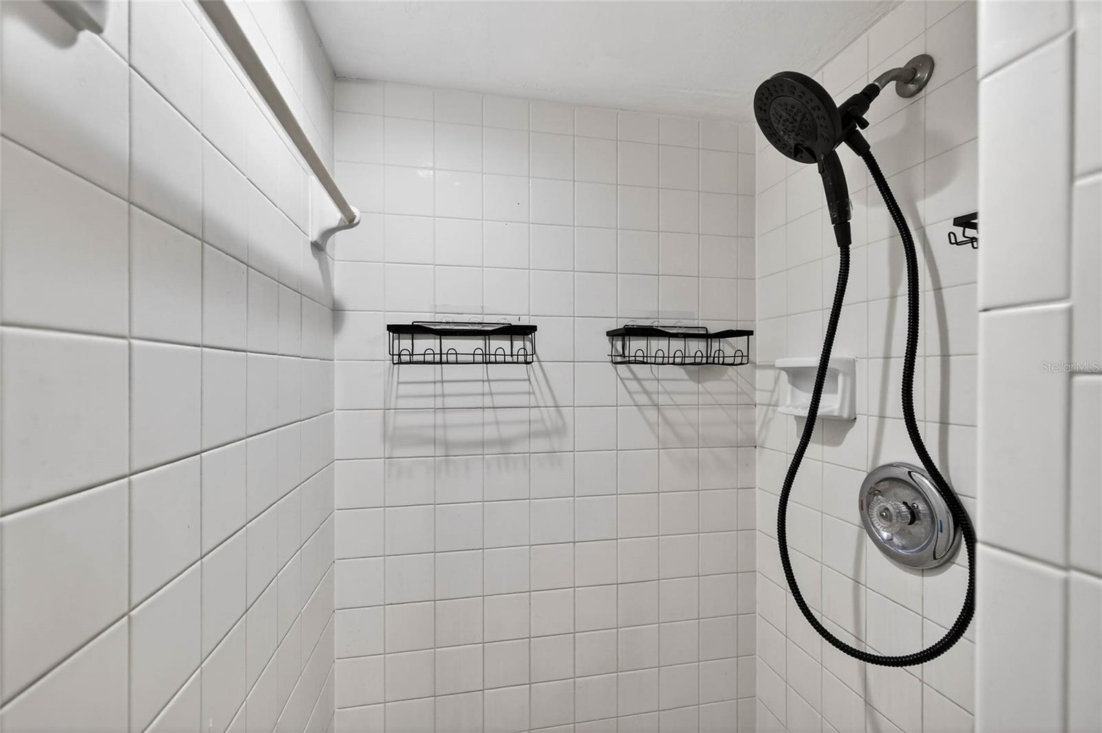 EAST LAKE WOODLANDS CYPRESS ESTATES - Residential