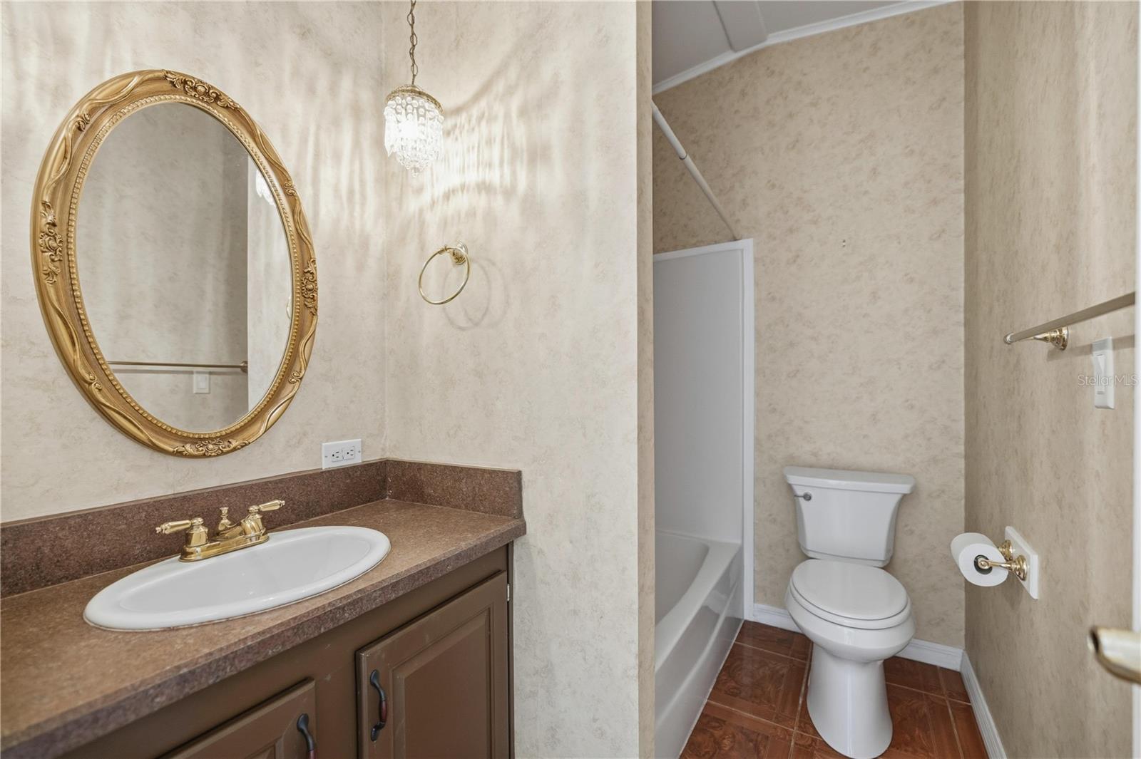 WOODED ACRES 04 - Residential