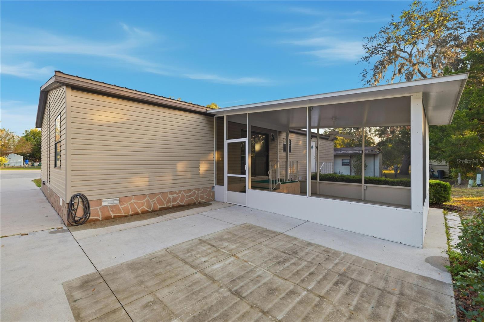 WOODED ACRES 04 - Residential