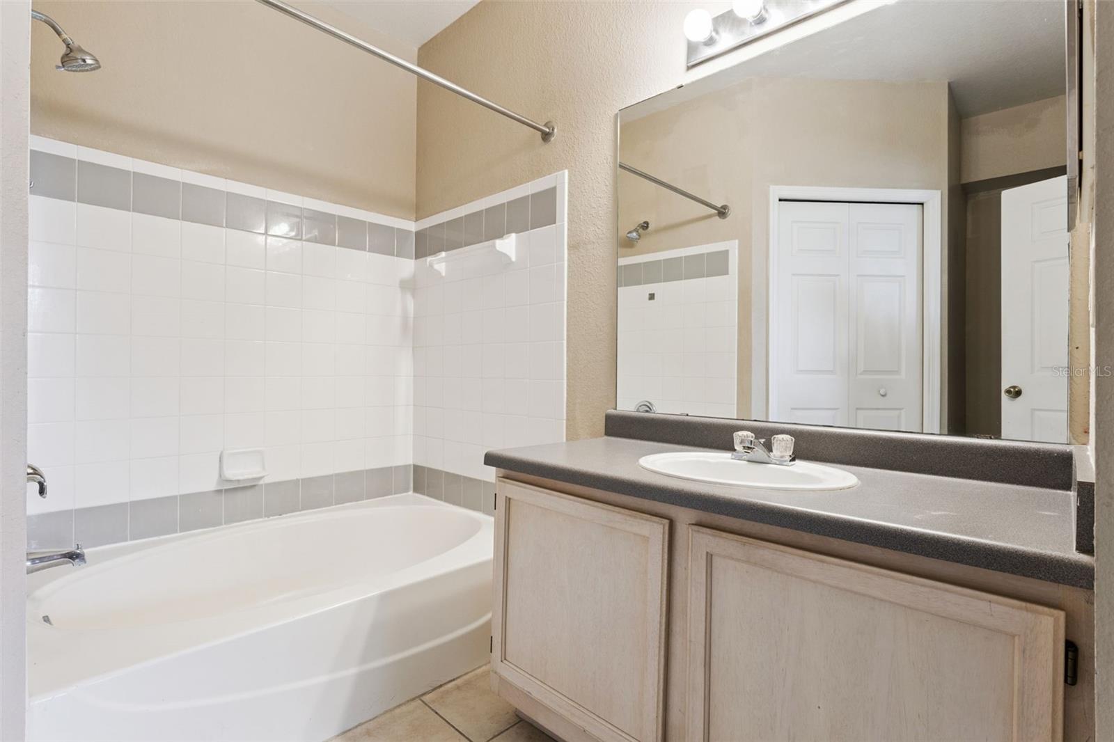 HAMPTONS/METROWEST - Residential