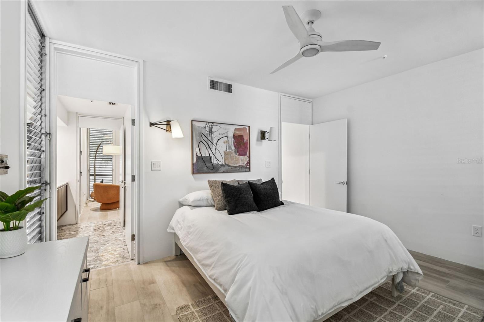 DAVIS ISLANDS PB10 PG52 TO 57 - Residential