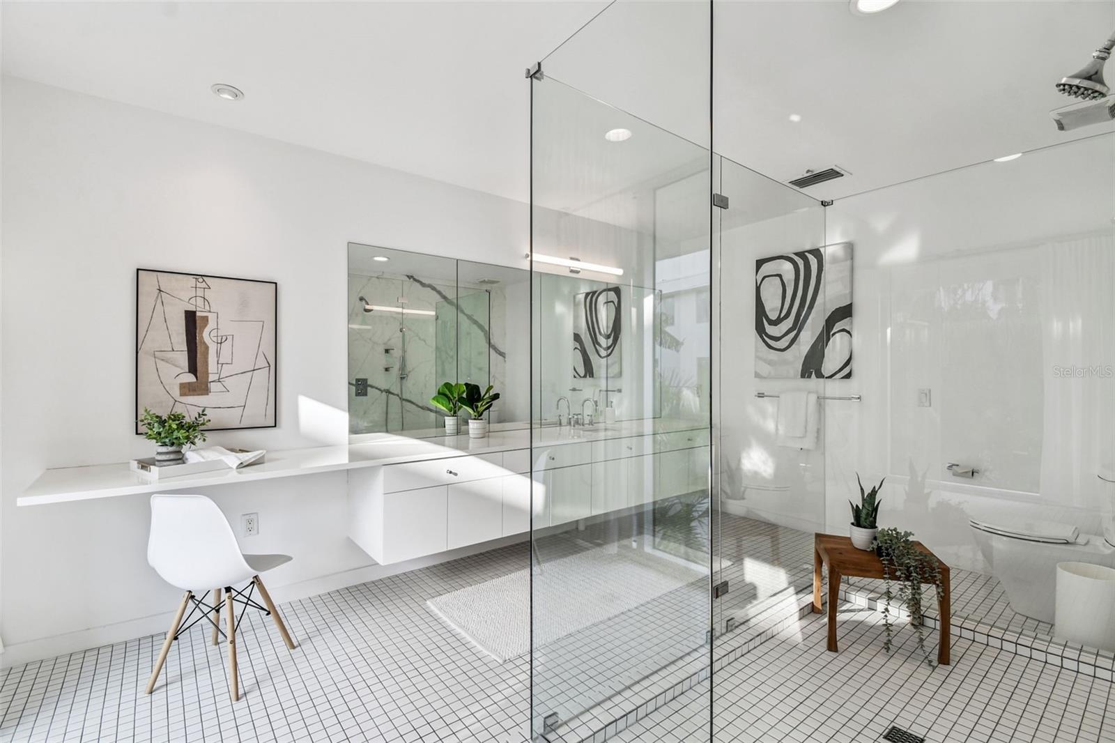 DAVIS ISLANDS PB10 PG52 TO 57 - Residential