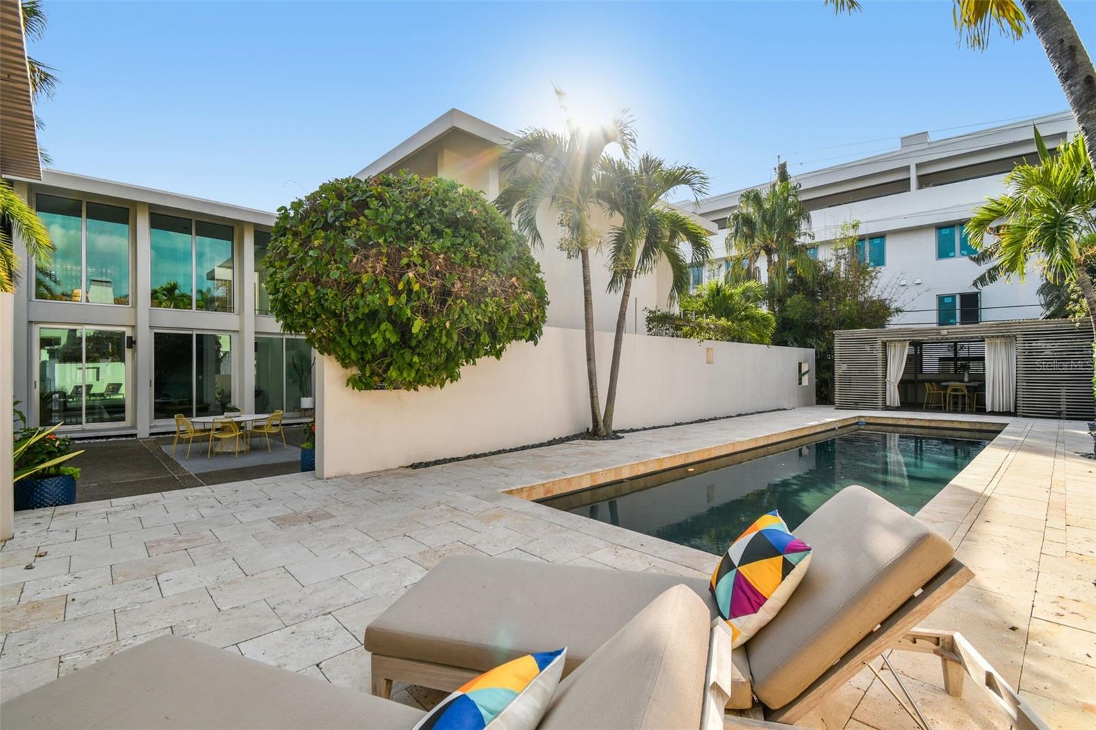 DAVIS ISLANDS PB10 PG52 TO 57 - Residential