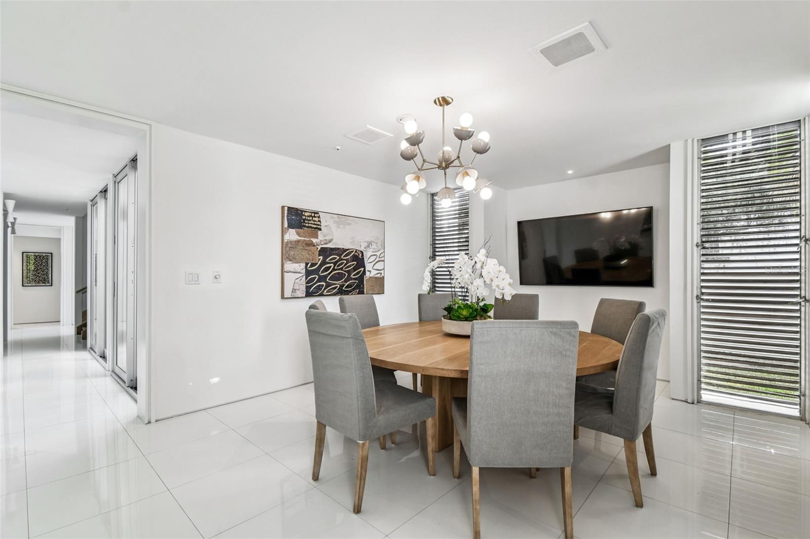 DAVIS ISLANDS PB10 PG52 TO 57 - Residential