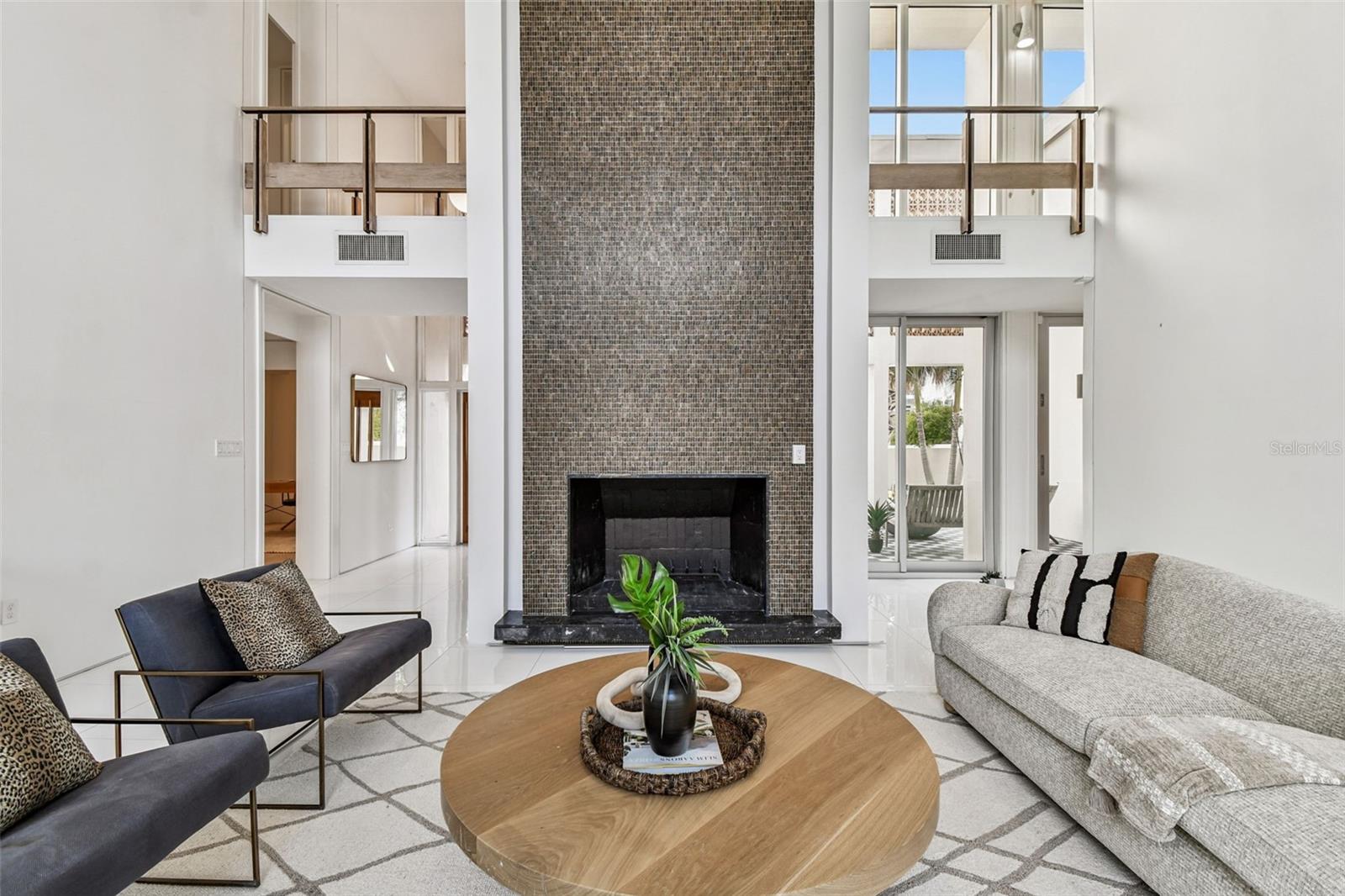 DAVIS ISLANDS PB10 PG52 TO 57 - Residential