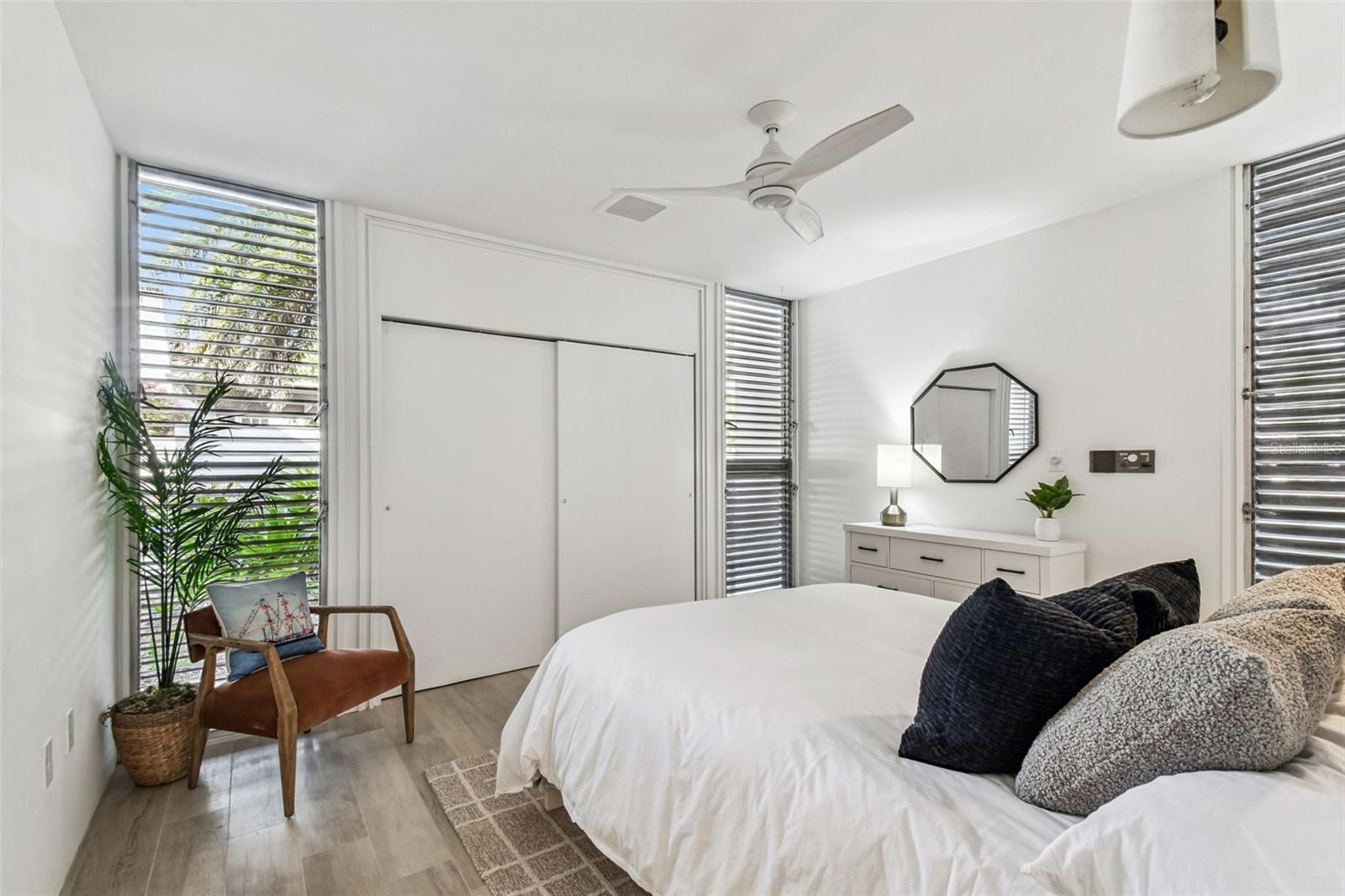 DAVIS ISLANDS PB10 PG52 TO 57 - Residential