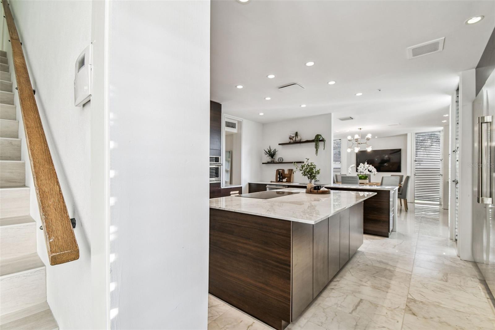 DAVIS ISLANDS PB10 PG52 TO 57 - Residential