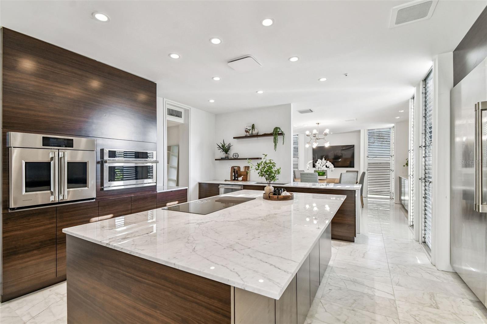 DAVIS ISLANDS PB10 PG52 TO 57 - Residential