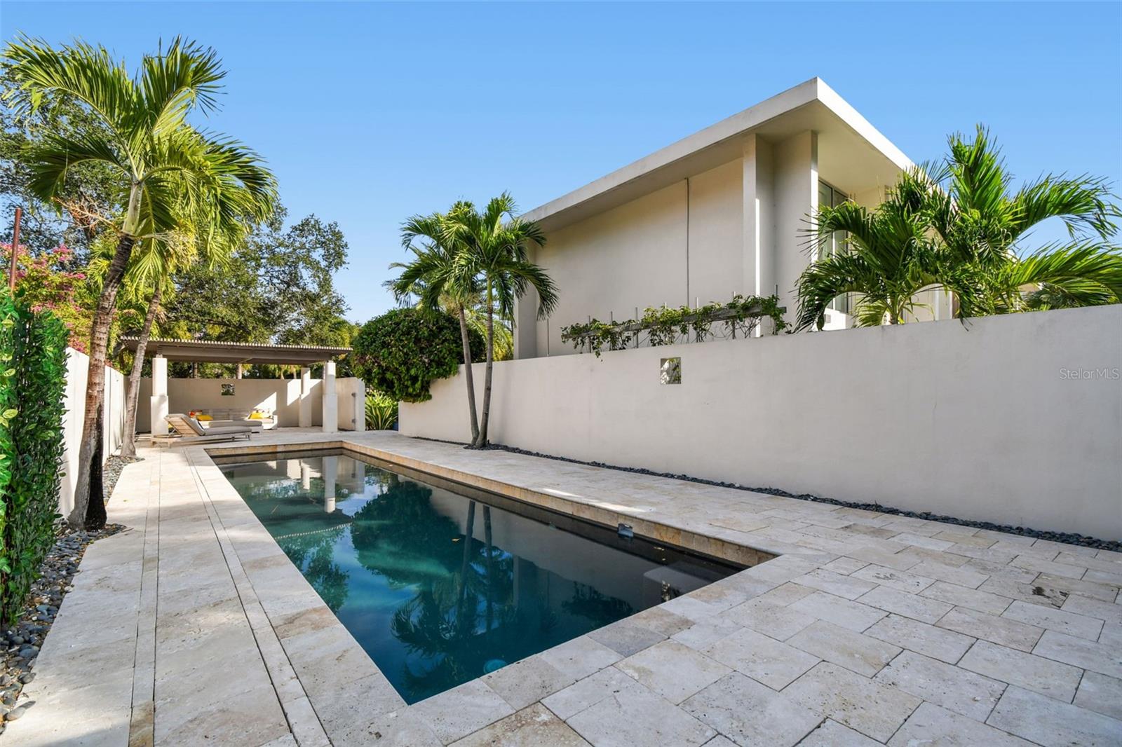 DAVIS ISLANDS PB10 PG52 TO 57 - Residential