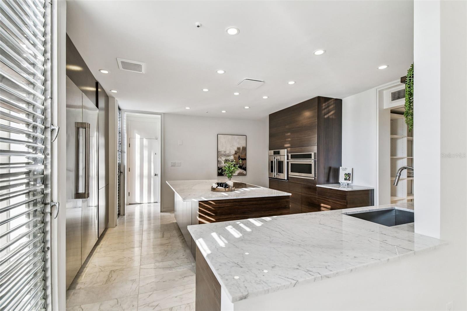 DAVIS ISLANDS PB10 PG52 TO 57 - Residential