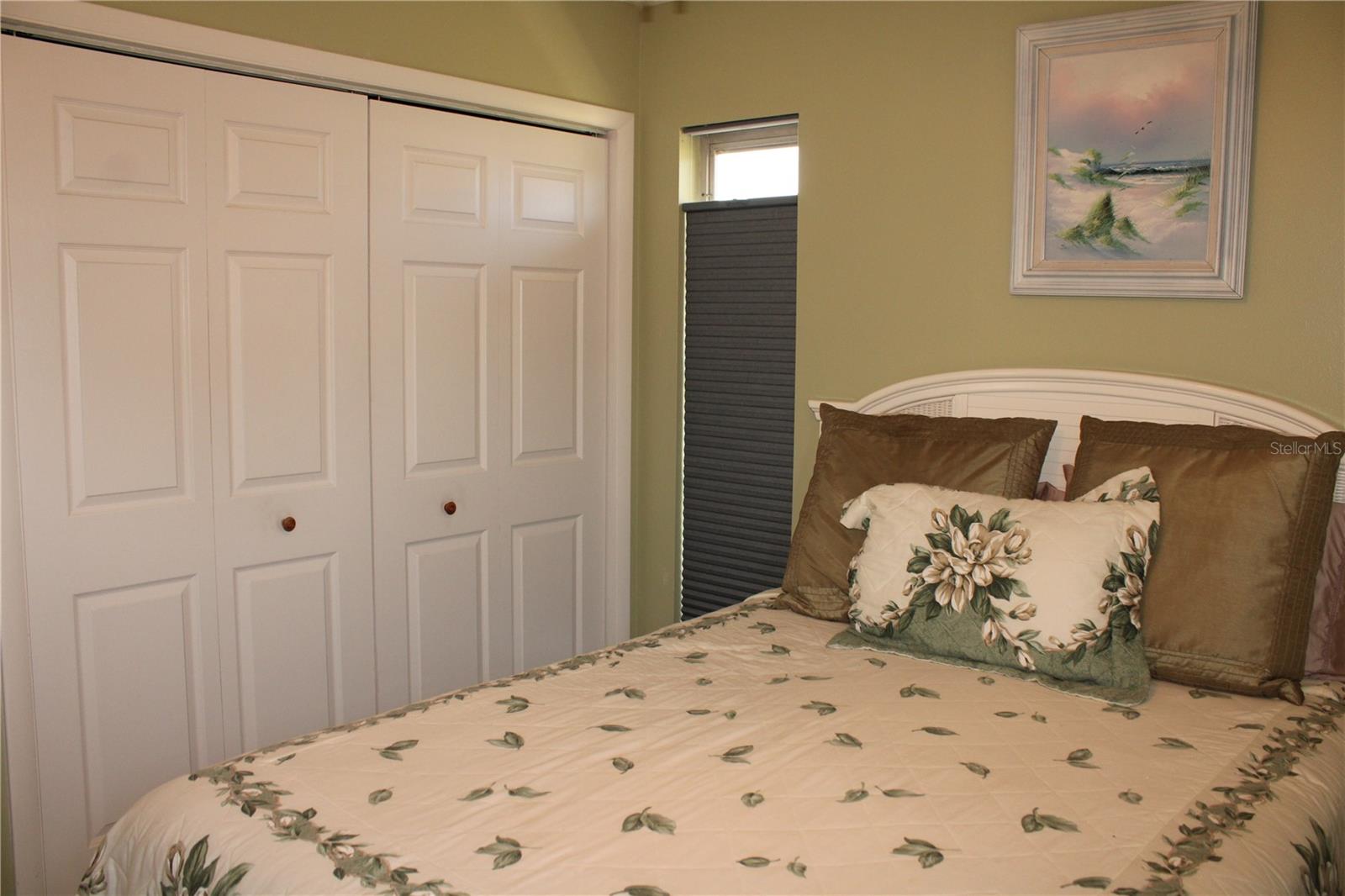 OAKWOOD VILLAS SEC A - Residential Lease