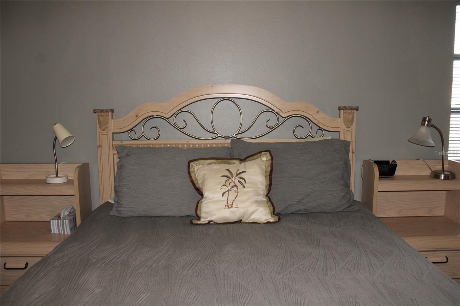 OAKWOOD VILLAS SEC A - Residential Lease