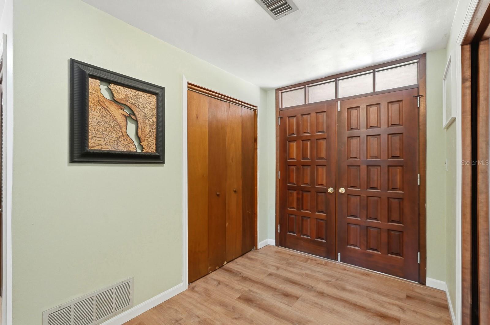 1500 W FRENCH AVENUE