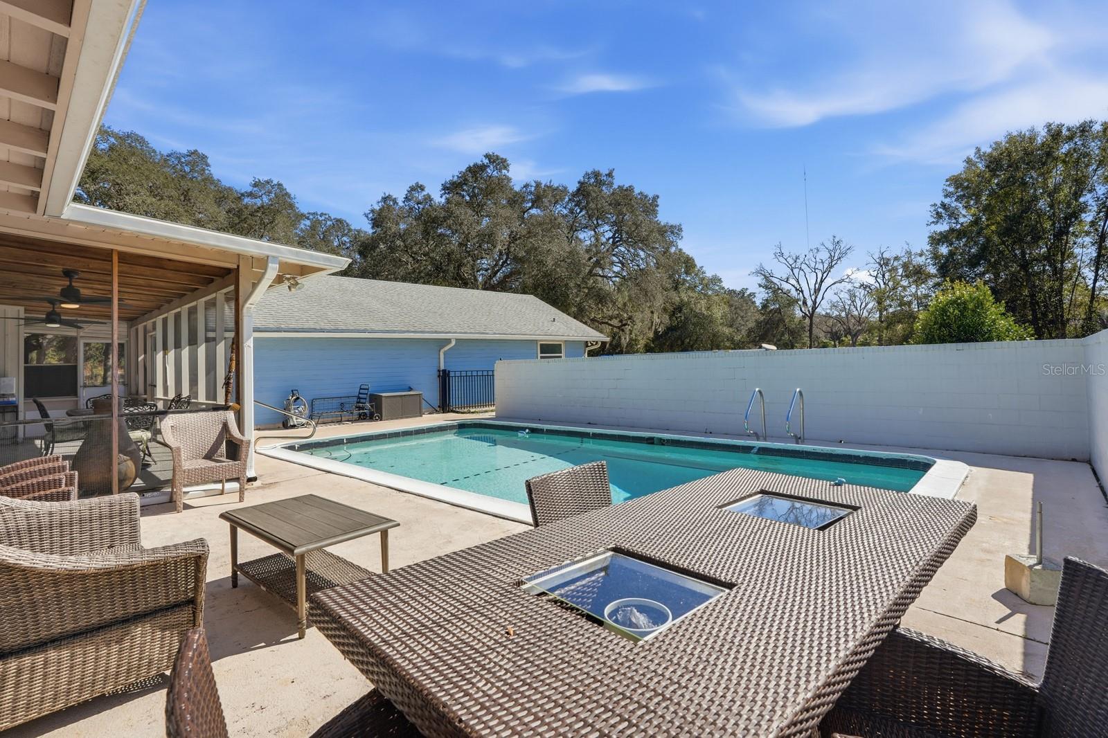 100-UNICORPORATED-WESTSIDE - Residential