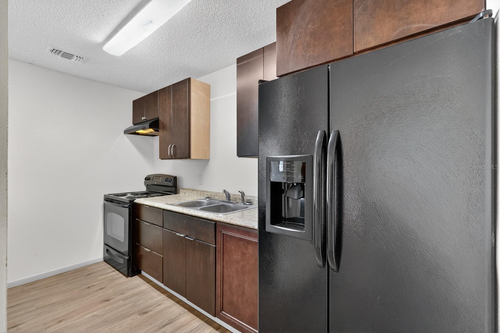CEDAR HIGHLAND UNIT 01 - Residential