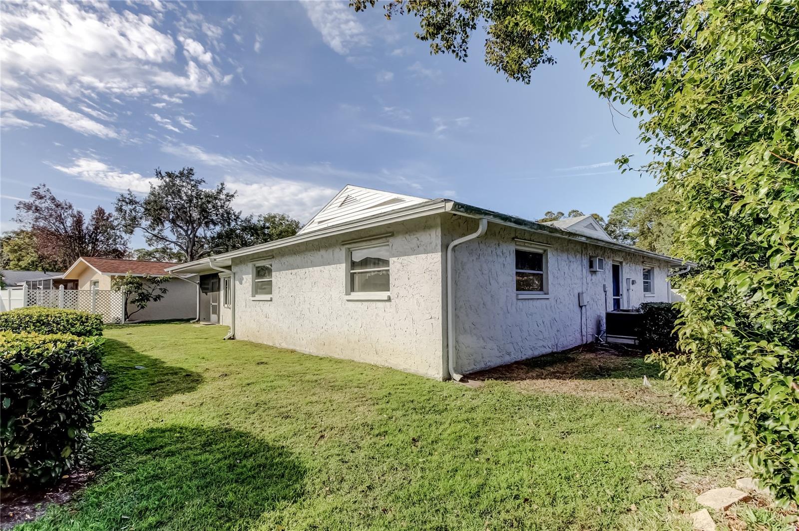 ANCHORAGE OF TARPON LAKE UNIT ONE THE - Residential