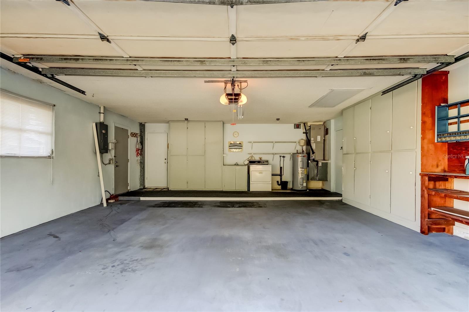 ANCHORAGE OF TARPON LAKE UNIT ONE THE - Residential