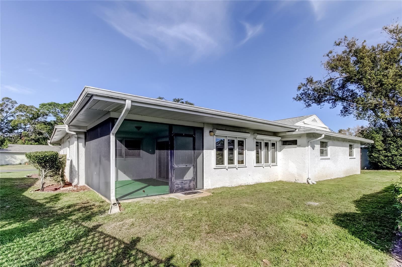 ANCHORAGE OF TARPON LAKE UNIT ONE THE - Residential