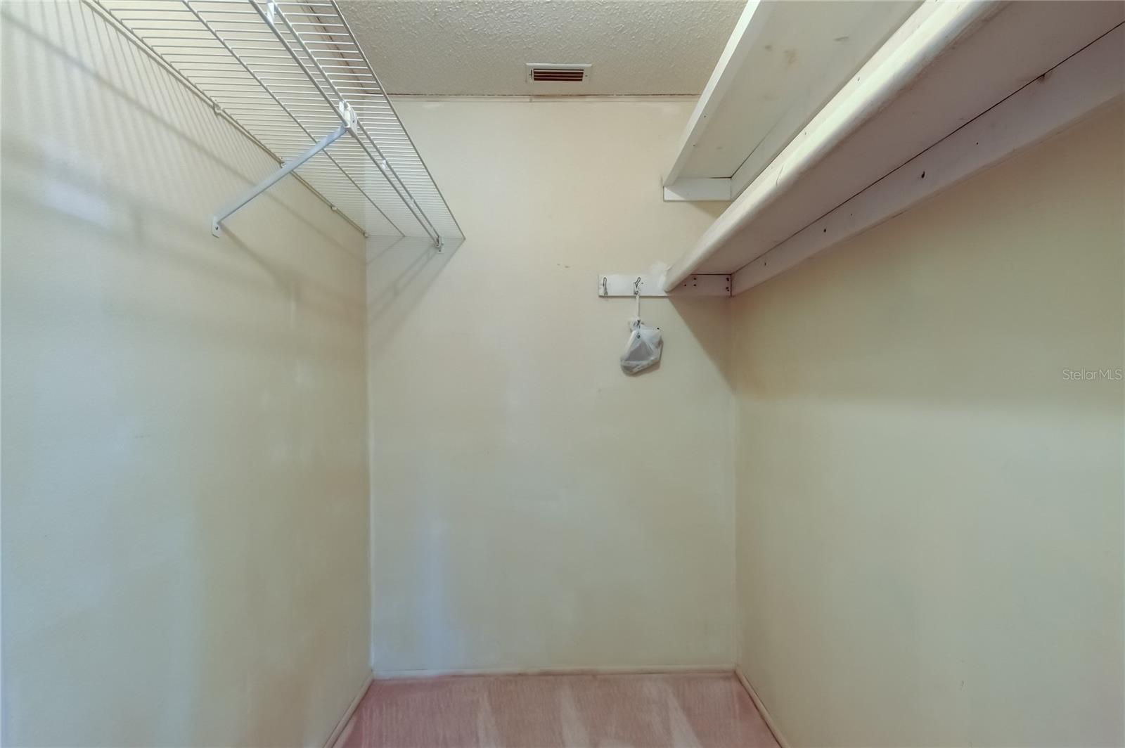 ANCHORAGE OF TARPON LAKE UNIT ONE THE - Residential